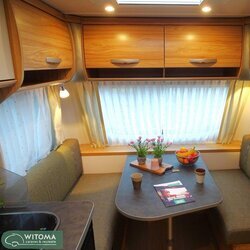 Eriba Eriba Nova Light 465 compte frans bed indeling