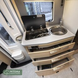 HYMER Hymer BMC-T 580 Black Line XXL bed 215cm!