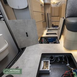 HYMER Hymer BMC-T 580 Black Line XXL bed 215cm!