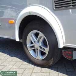 Eriba Eriba Feeling 442 Super compleet! lengtebed
