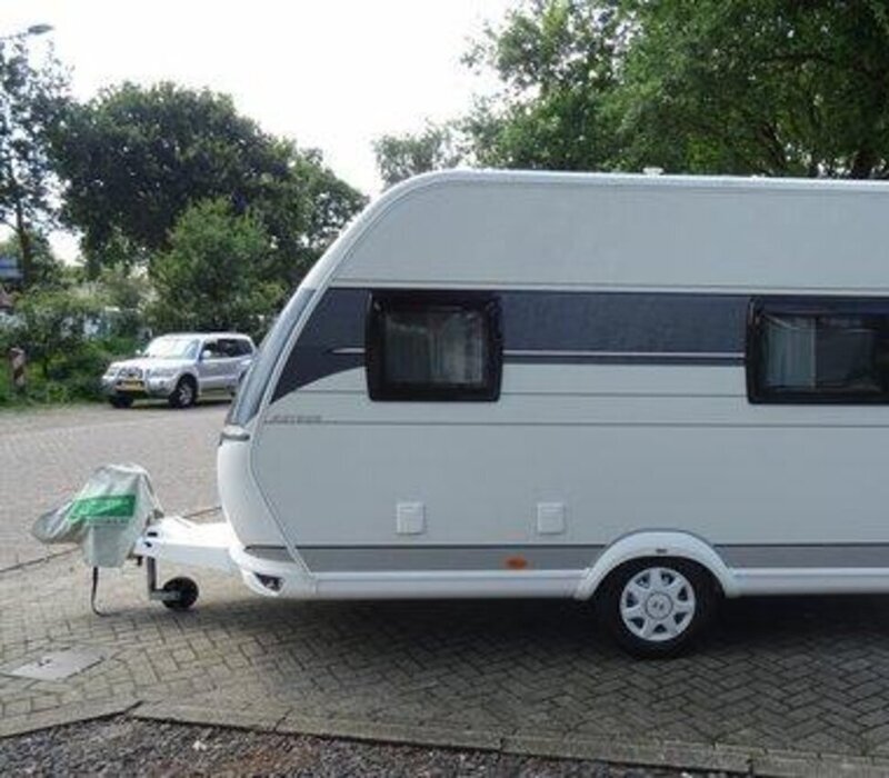 Hobby Hobby On Tour 390 Compacte lichtgewicht!