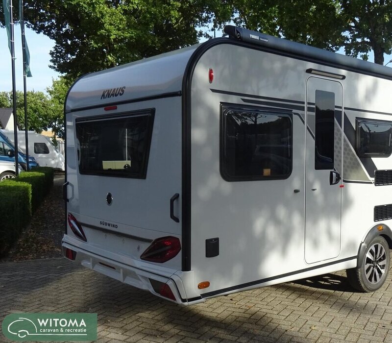 Knaus  Knaus Sudwind 60 Years 460 EU Demo caravan aanwezig