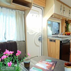 Eriba Eriba Nova Light 442 € 2.500,- Vakantiegeld