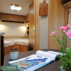 Eriba Eriba Nova Light 442 € 2.500,- Vakantiegeld