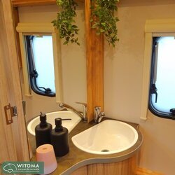 Eriba Eriba Nova Light 442 € 2.500,- Vakantiegeld