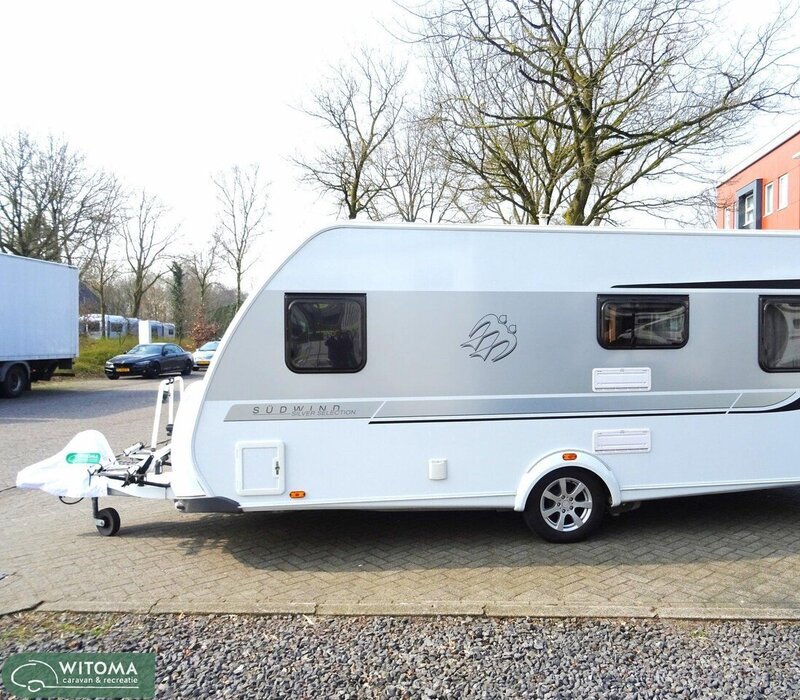 Knaus  Knaus Sudwind Silver Selection 500 FVU unieke indeling