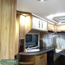 Eriba Eriba Nova Light 465 € 2.500,- Vakantiegeld