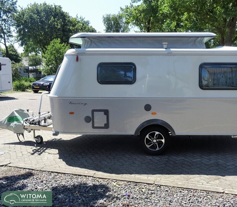 Eriba Eriba Touring 542 2.500,- euro vakantiegeld