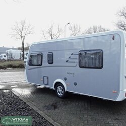 Eriba Eriba Nova Light 442 € 2.500,- Vakantiegeld