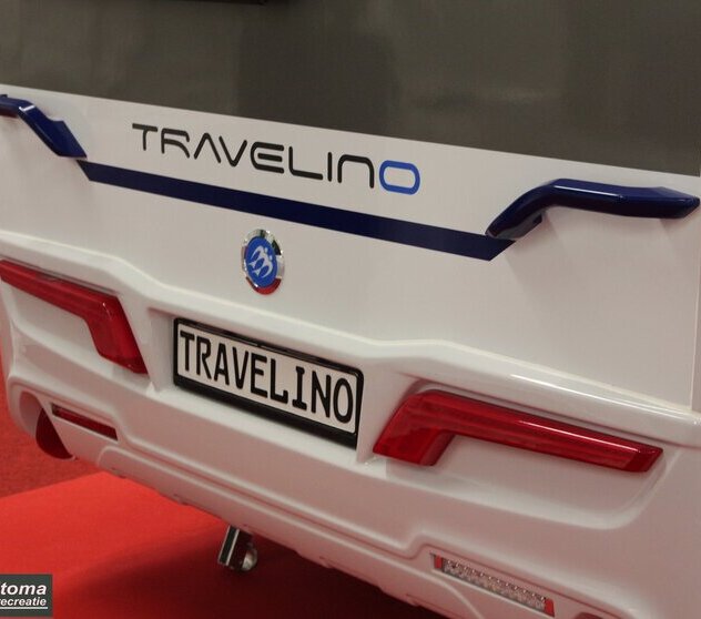 KNAUS TRAVELINO ACHTERKANT.JPG