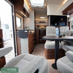 Hymer-BMC-580-Cognac-Delfi-interieur.JPG