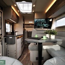 Hymer-Exsis-T-580-pure-03-binnenkant (1).JPG