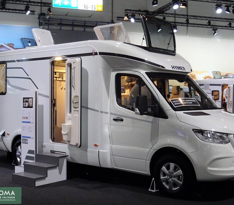 Hymer-Tramp-S-695-01-buitenkant (4).JPG