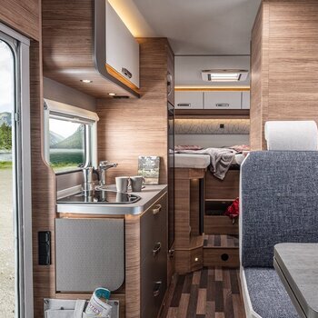 csm_ktg-weinsberg-2020-2021-caraloft-interieur-4312_5b8b7bbfd1.jpg