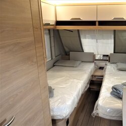 Knaus-súdwind-460-EU-60years-02-interieur-2022-witoma (24).JPG