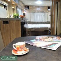 Eriba-feeling-442-elegance-02-interieur-2022-witoma (17).JPG