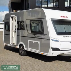 Dethleffs Nomad Avantgarde 460 EL in showroom