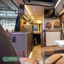 Hymer Grand Canyon S 4x4 2024 Ivy Green (1).jpg