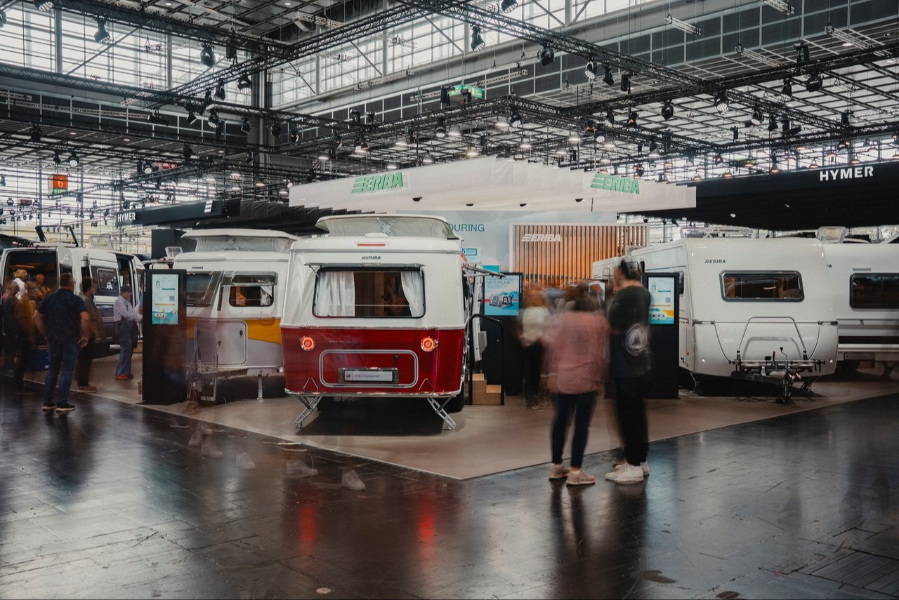 1786549733Witoma bij Eriba caravans op de Caravan Salon beurs Dusseldorf 